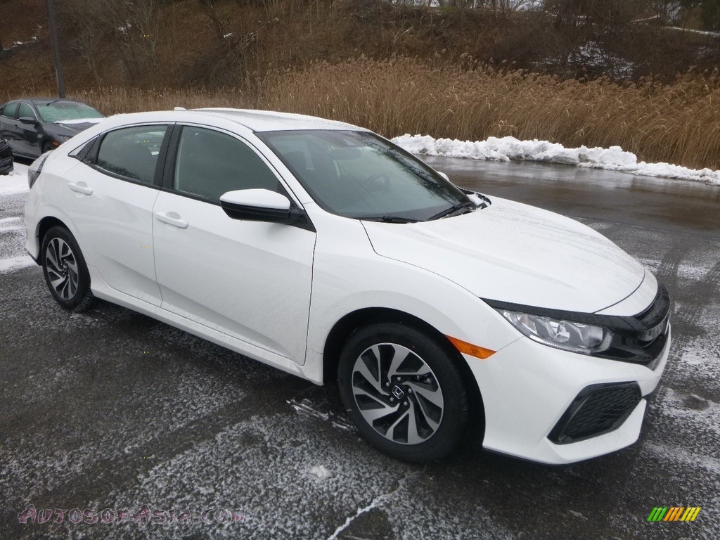 2019 Civic LX Hatchback - White Orchid Pearl / Black photo #7