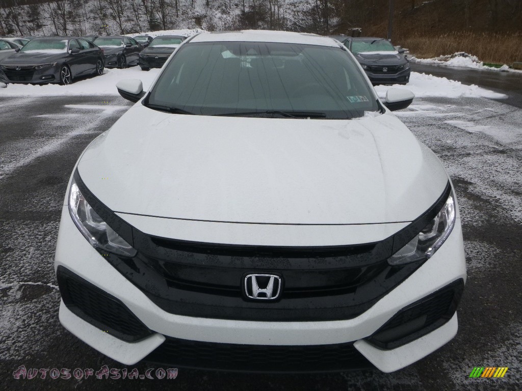 2019 Civic LX Hatchback - White Orchid Pearl / Black photo #8