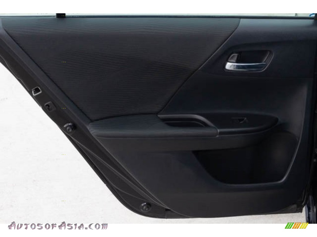 2016 Accord LX Sedan - Crystal Black Pearl / Black photo #27