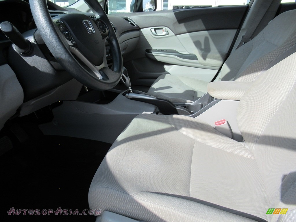 2012 Civic LX Sedan - Polished Metal Metallic / Gray photo #11