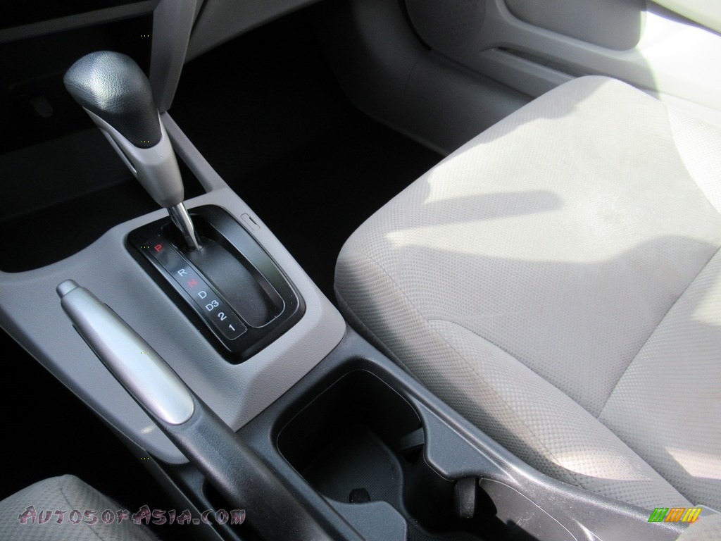2012 Civic LX Sedan - Polished Metal Metallic / Gray photo #19