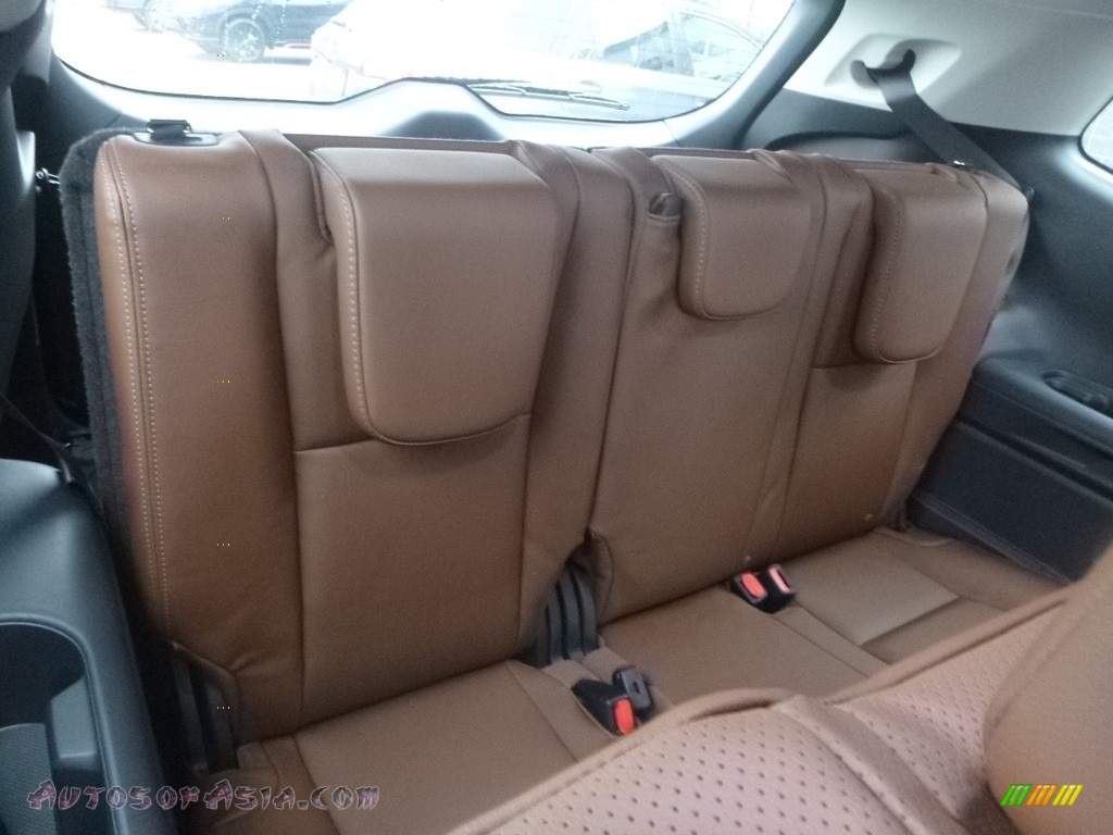 2019 Ascent Touring - Crystal White Pearl / Java Brown photo #14