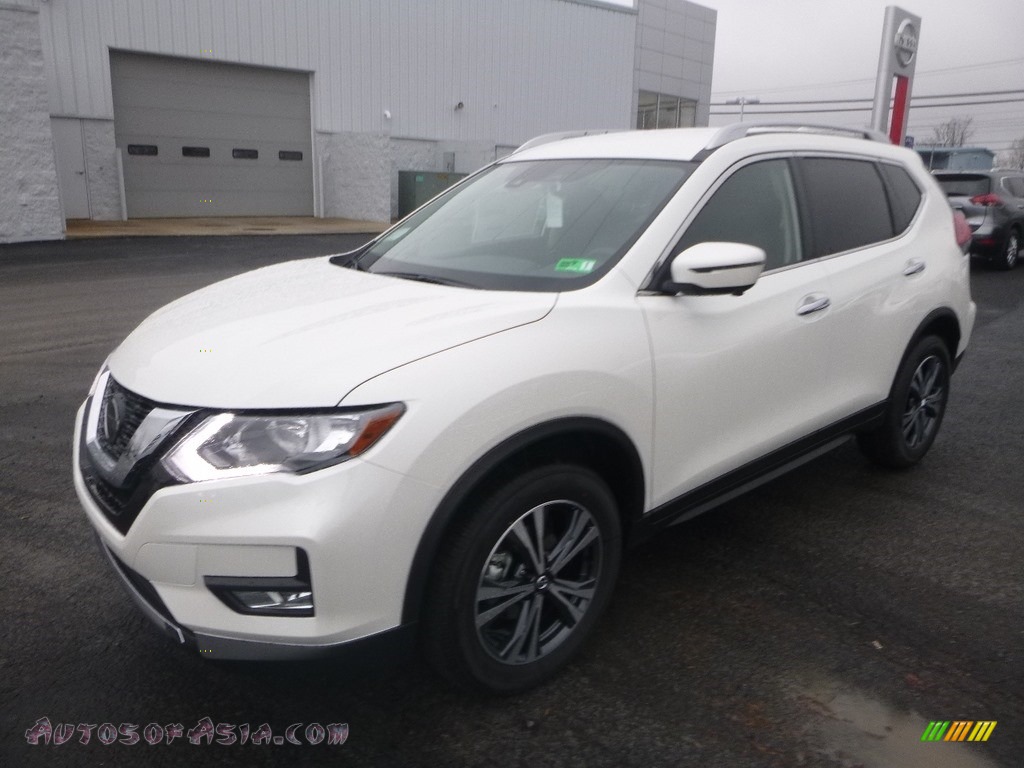 2019 Rogue SV AWD - Pearl White / Charcoal photo #8