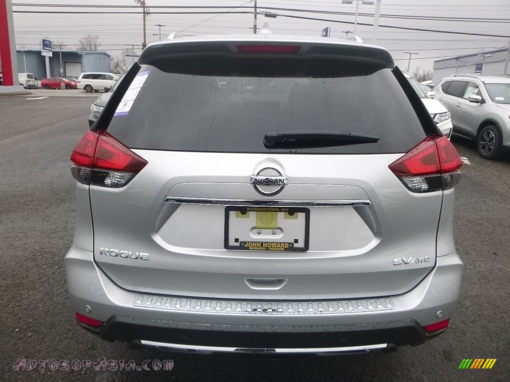 2019 Rogue SV AWD - Brilliant Silver / Charcoal photo #5