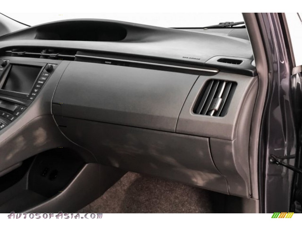 2011 Prius Hybrid I - Winter Gray Metallic / Dark Gray photo #29