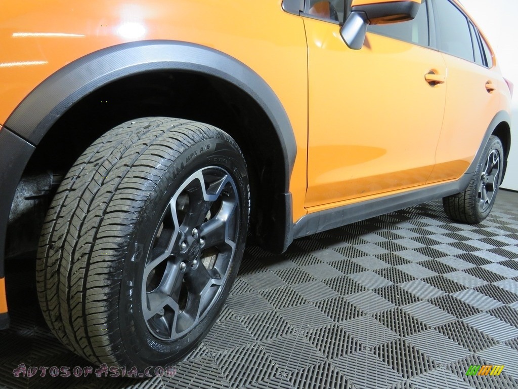 2014 XV Crosstrek 2.0i Premium - Tangerine Orange Pearl / Black photo #11