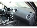 Nissan Pathfinder SV 4x4 Magnetic Black photo #15