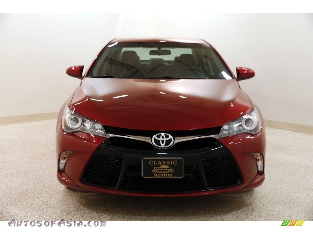 2017 Camry SE - Ruby Flare Pearl / Black photo #2