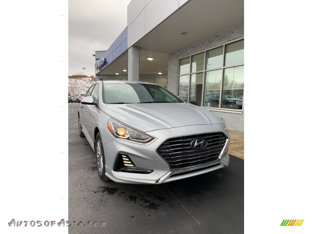 2019 Sonata Hybrid Limited - Ion Silver / Gray photo #37