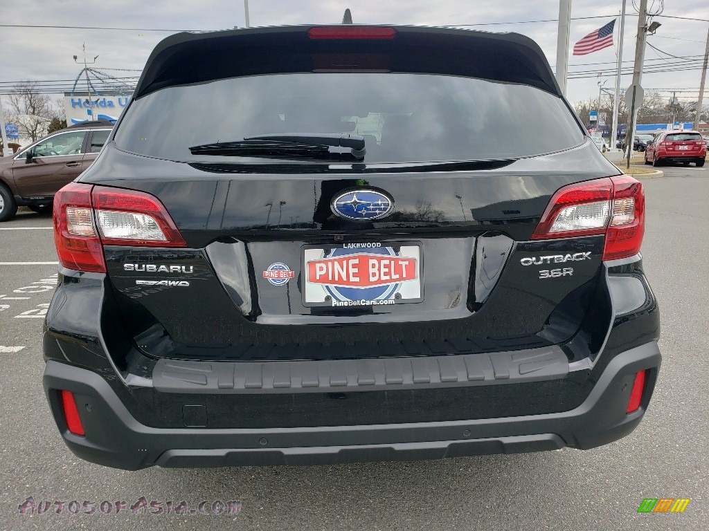 2019 Outback 3.6R Touring - Crystal Black Silica / Java Brown photo #5