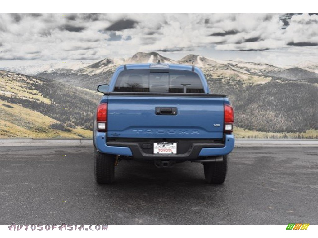 2019 Tacoma TRD Off-Road Double Cab 4x4 - Cavalry Blue / Cement Gray photo #4