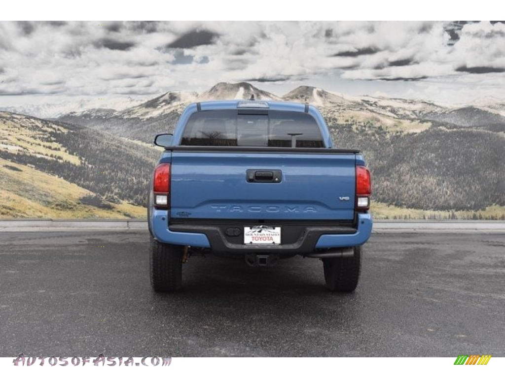 2019 Tacoma TRD Off-Road Double Cab 4x4 - Cavalry Blue / Cement Gray photo #4