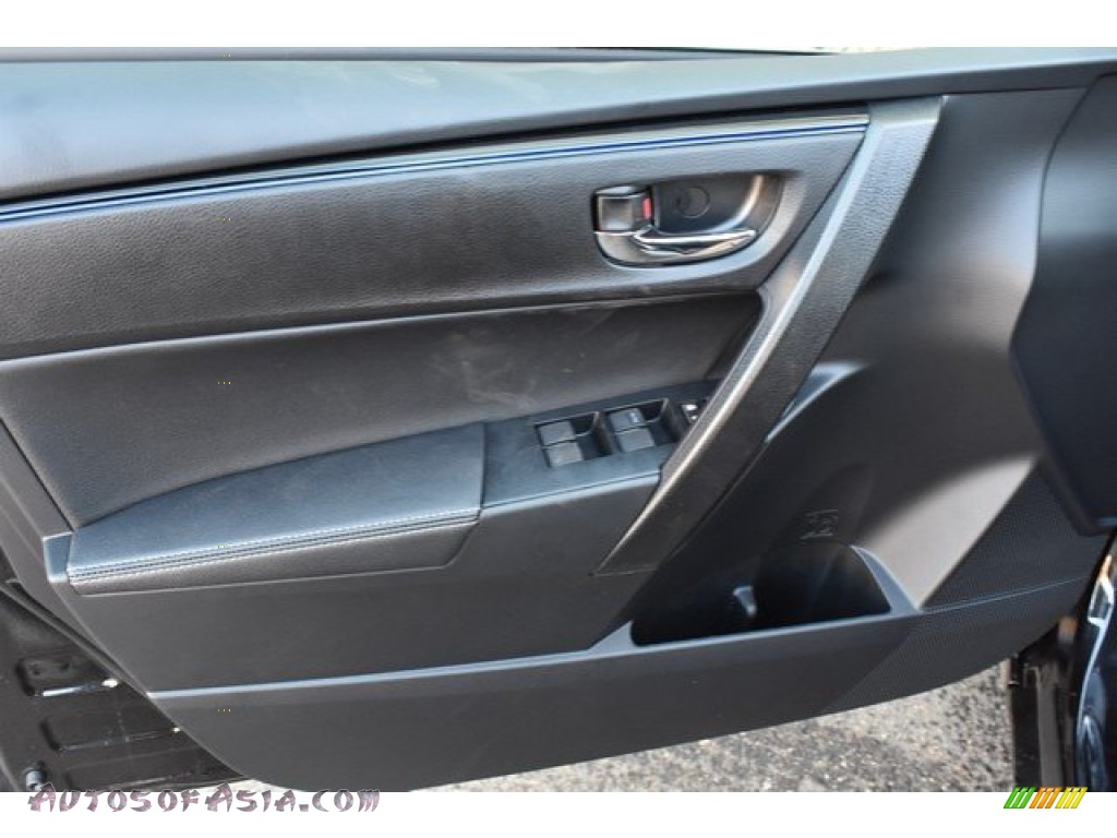 2019 Corolla SE - Black Sand Pearl / Steel Gray photo #19