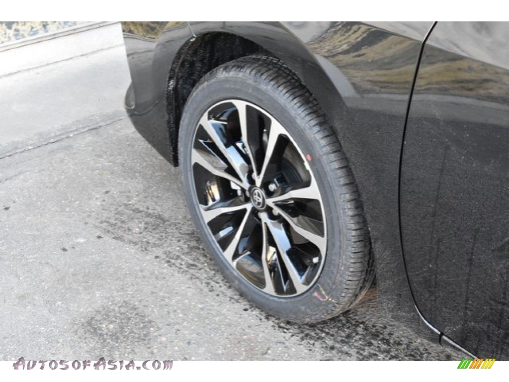 2019 Corolla SE - Black Sand Pearl / Steel Gray photo #32
