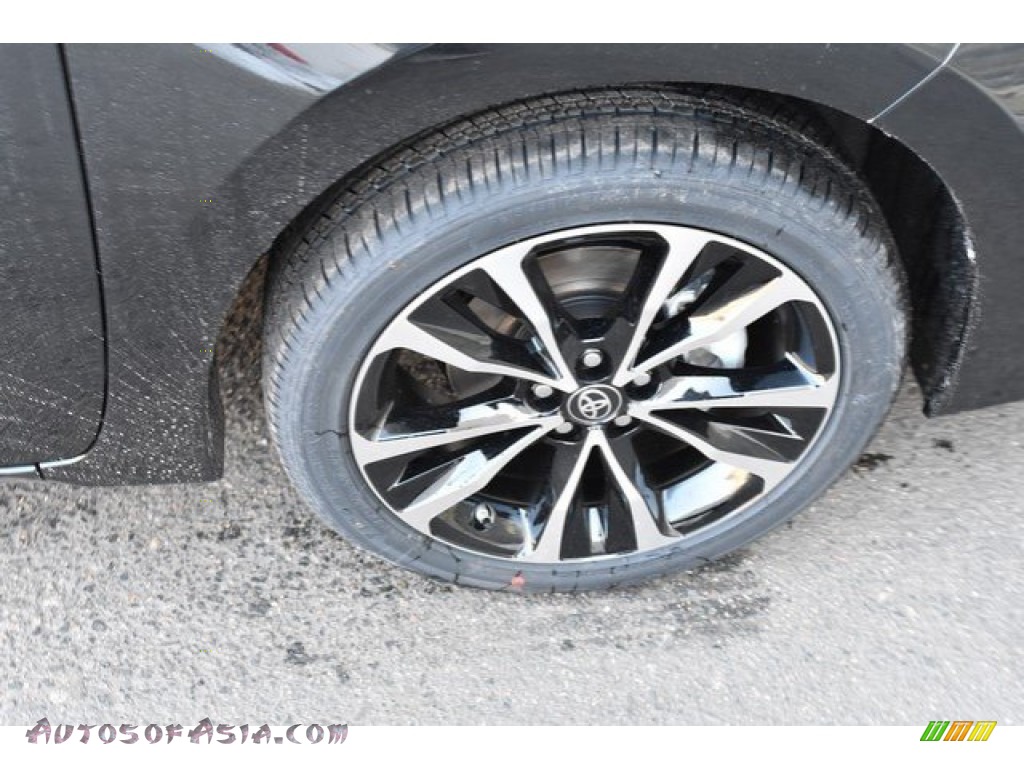 2019 Corolla SE - Black Sand Pearl / Steel Gray photo #35