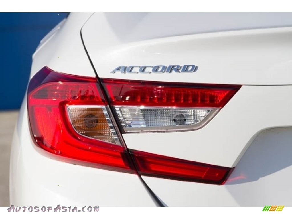 2019 Accord LX Sedan - Platinum White Pearl / Ivory photo #3