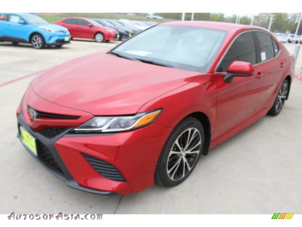 2019 Camry SE - Supersonic Red / Black photo #3