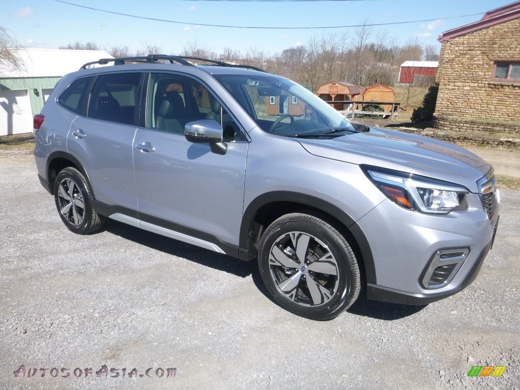 2019 Forester 2.5i Touring - Ice Silver Metallic / Black photo #1