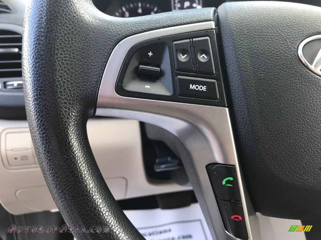 2016 Accent SE Sedan - Ultra Black / Gray photo #16