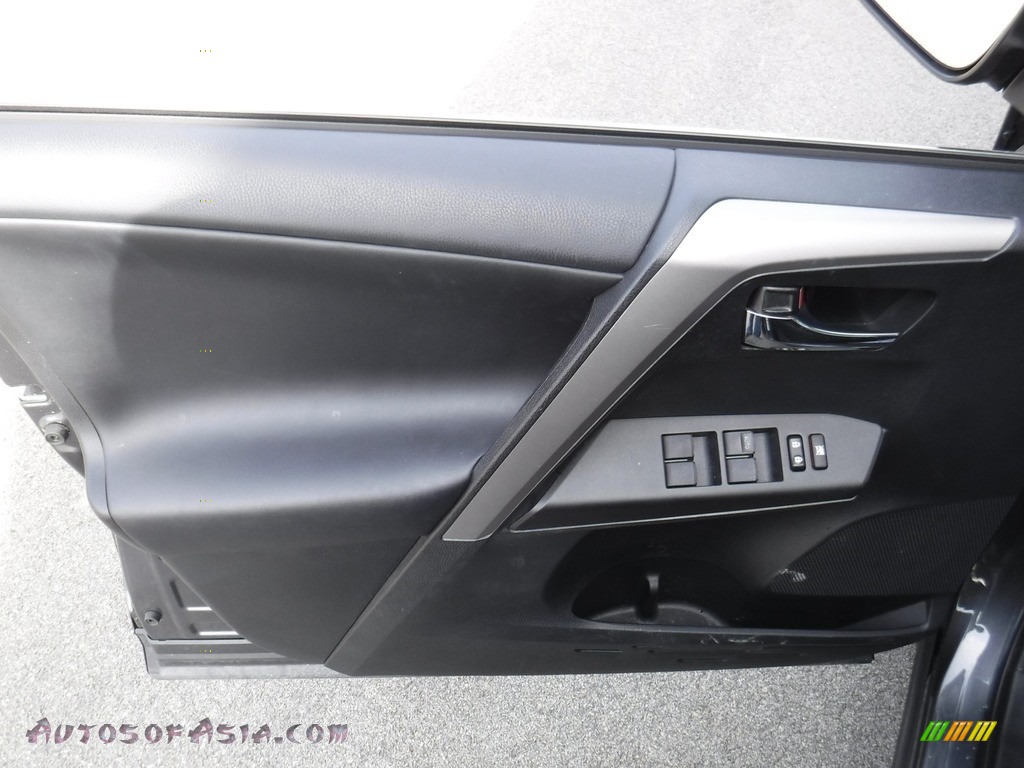 2017 RAV4 XLE AWD - Magnetic Gray Metallic / Black photo #14
