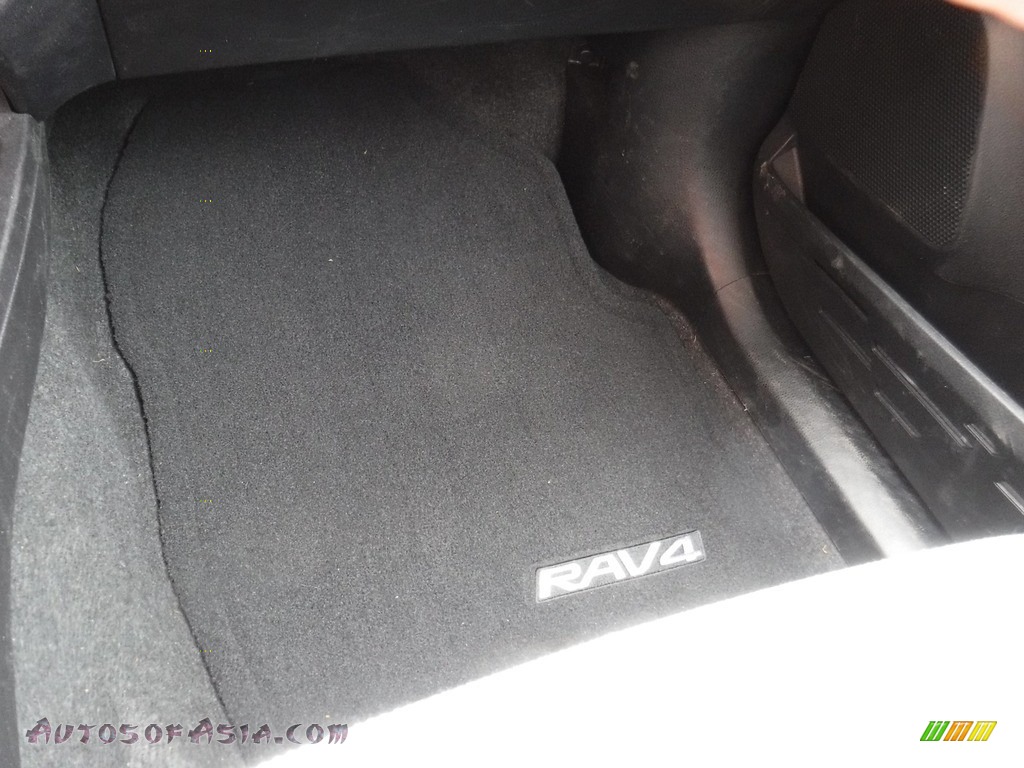 2016 RAV4 XLE AWD - Silver Sky Metallic / Ash photo #15