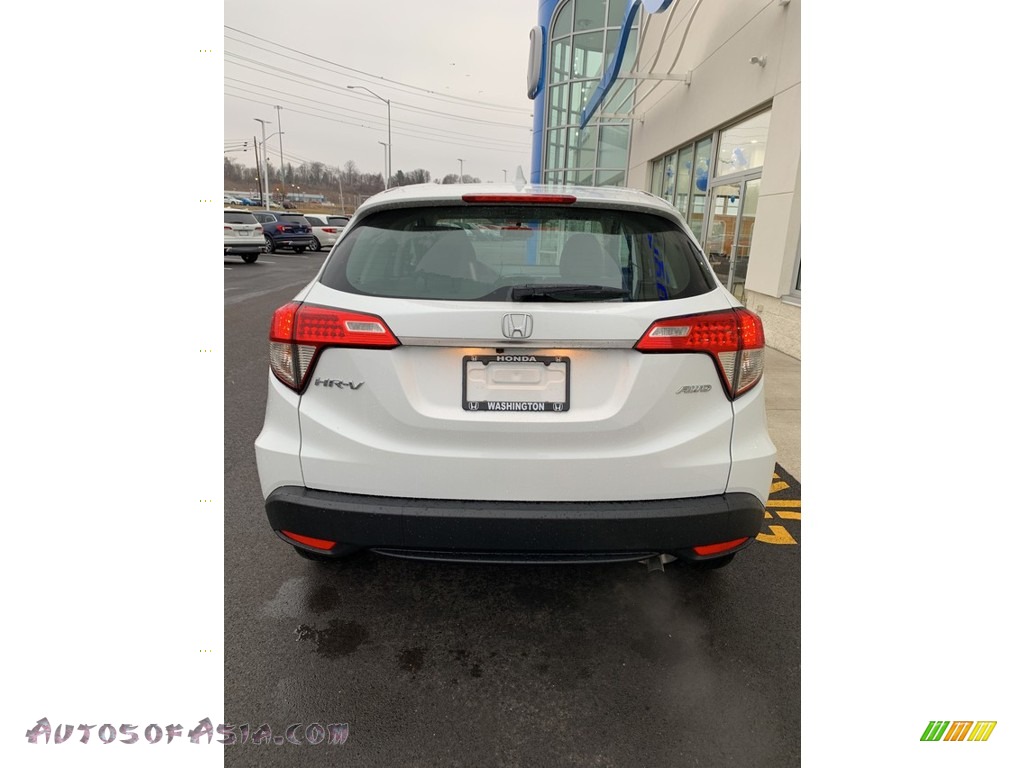 2019 HR-V LX AWD - Platinum White Pearl / Gray photo #6