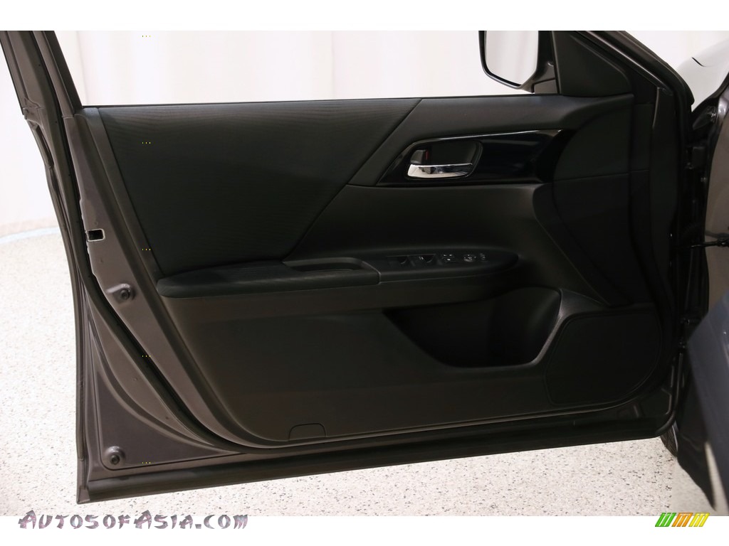 2017 Accord LX Sedan - Modern Steel Metallic / Black photo #5