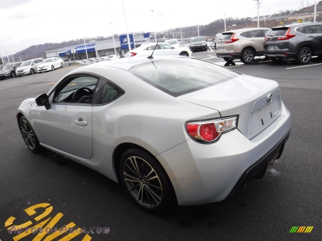 2013 FR-S Sport Coupe - Argento Silver / Black/Red Accents photo #9