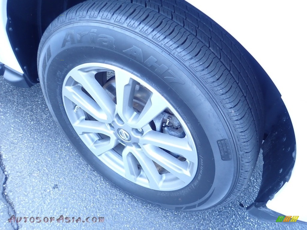 2014 Pathfinder SL AWD - Moonlight White / Charcoal photo #14