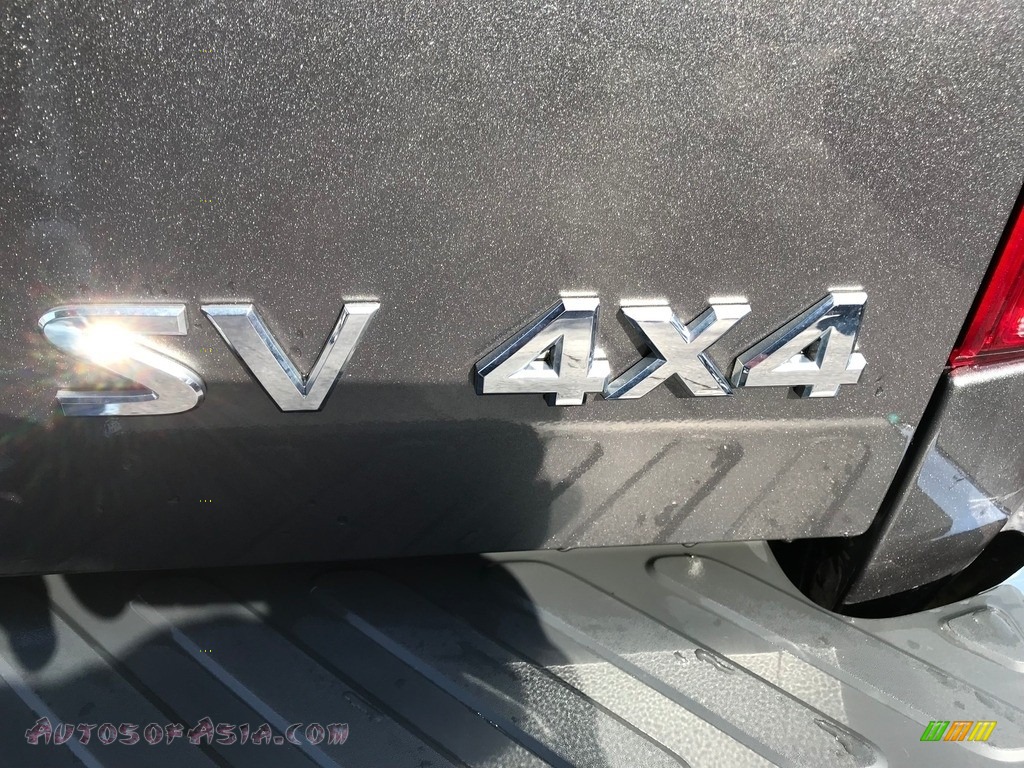 2017 Frontier SV Crew Cab 4x4 - Gun Metallic / Steel photo #9