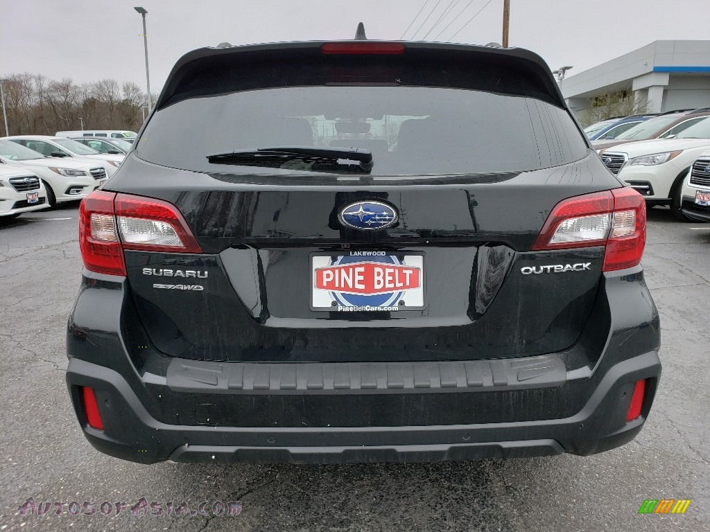 2019 Outback 2.5i Touring - Crystal Black Silica / Java Brown photo #5