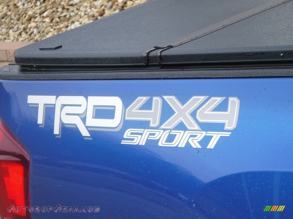2018 Tacoma TRD Sport Double Cab 4x4 - Blazing Blue Pearl / Black photo #5
