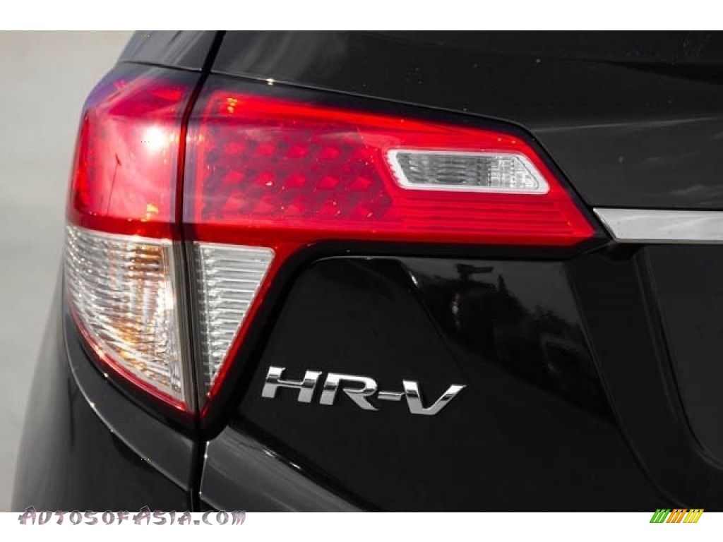 2019 HR-V Touring AWD - Crystal Black Pearl / Black photo #7