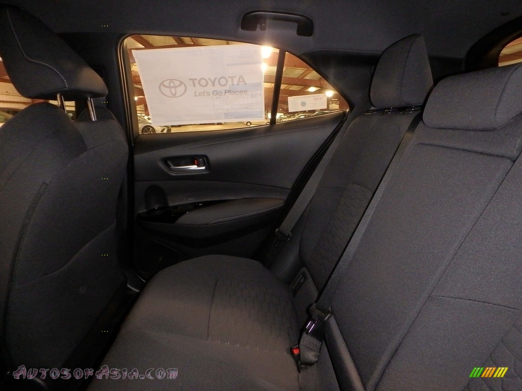 2019 Corolla Hatchback SE - Classic Silver Metallic / Black photo #7