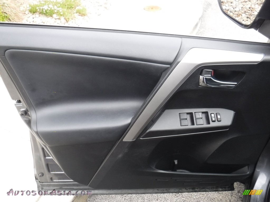 2016 RAV4 XLE AWD - Magnetic Gray Metallic / Black photo #13