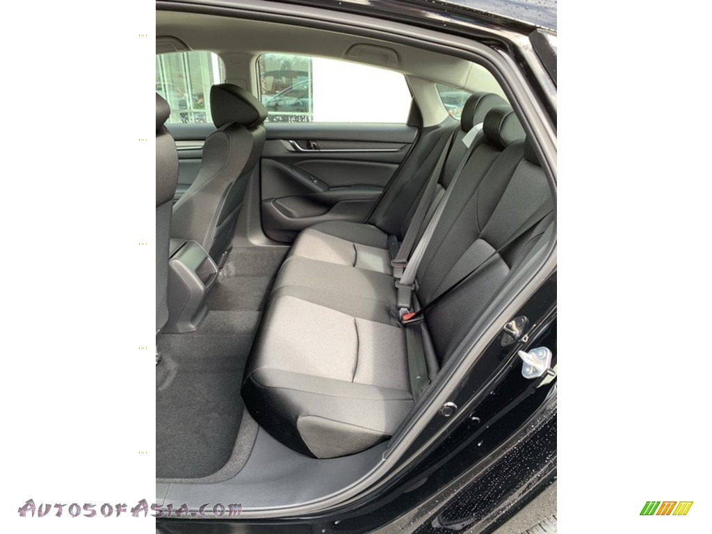 2019 Accord LX Sedan - Crystal Black Pearl / Black photo #19