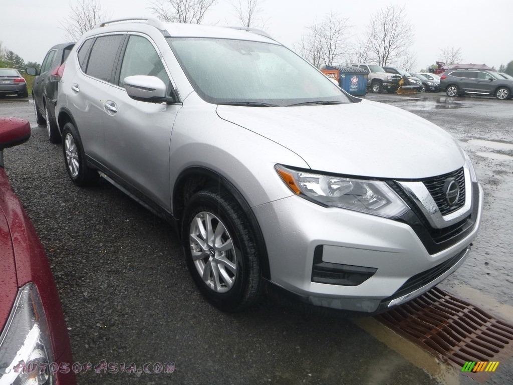 2019 Rogue S AWD - Brilliant Silver / Charcoal photo #1