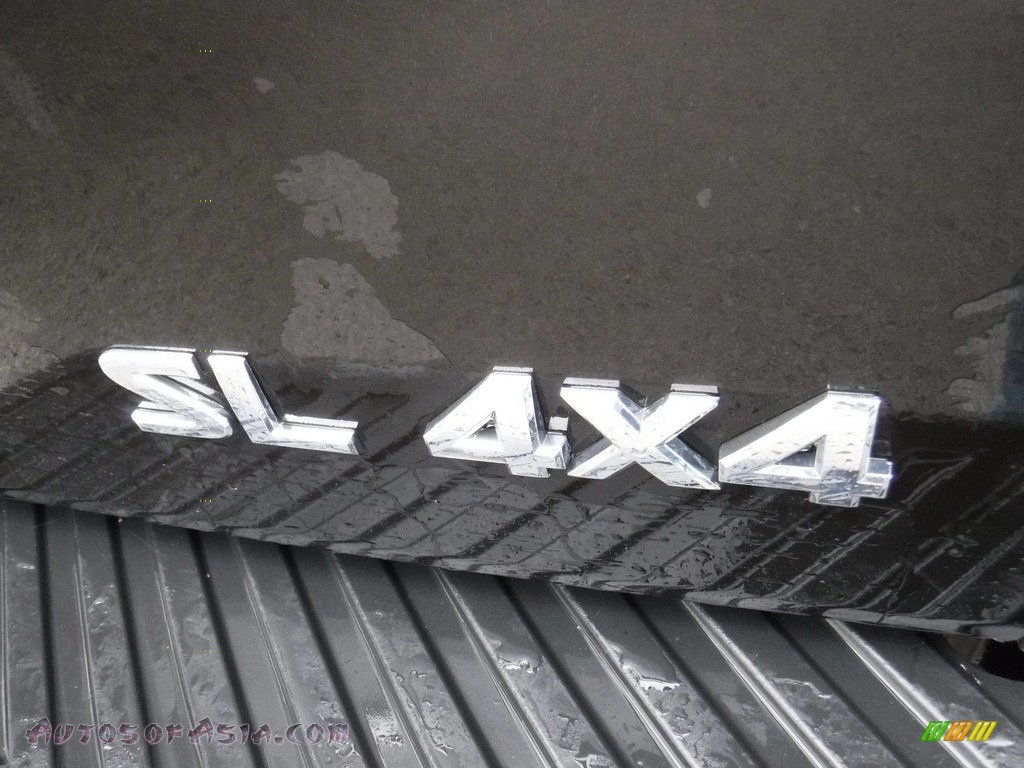 2013 Titan SL Crew Cab 4x4 - Galaxy Black / Charcoal photo #2