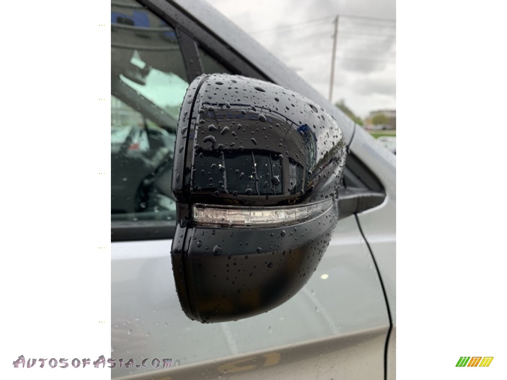 2019 Passport Touring AWD - Lunar Silver Metallic / Black photo #30