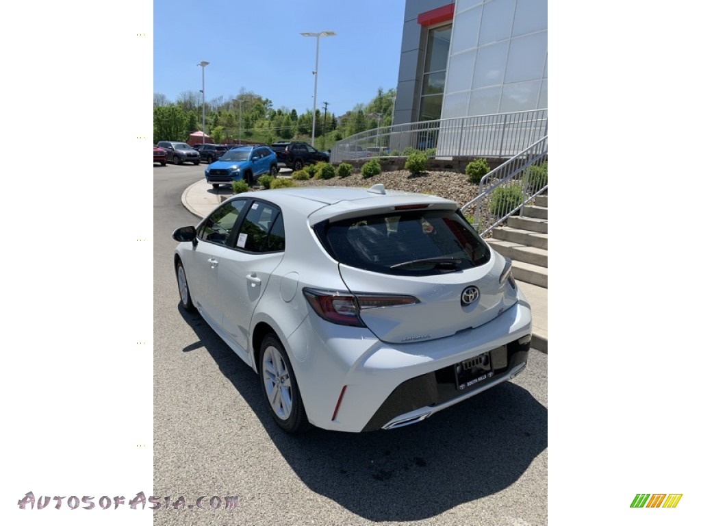2019 Corolla Hatchback SE - Blizzard White Pearl / Black photo #6