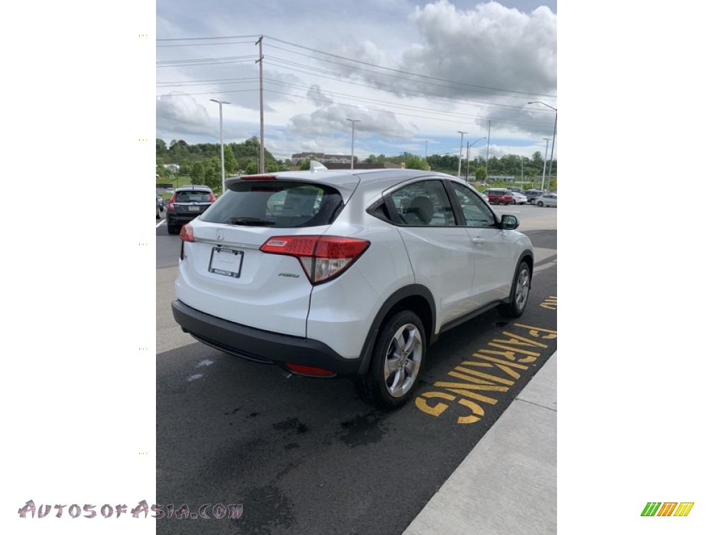 2019 HR-V LX AWD - Platinum White Pearl / Gray photo #5