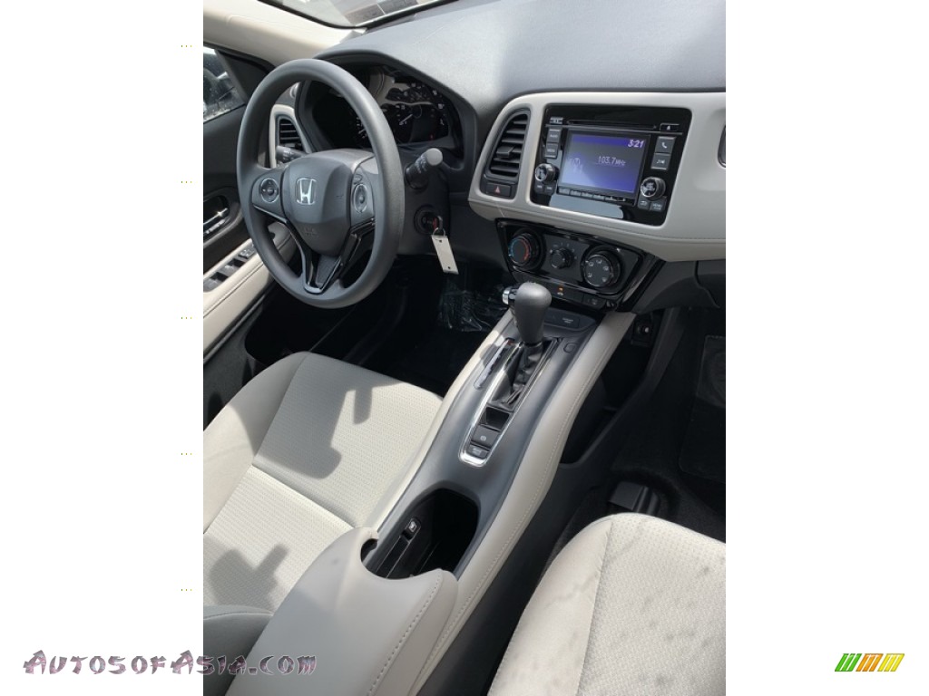 2019 HR-V LX AWD - Platinum White Pearl / Gray photo #27