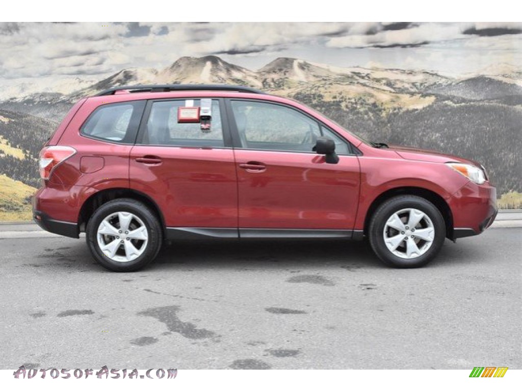 2016 Forester 2.5i - Venetian Red Pearl / Gray photo #2