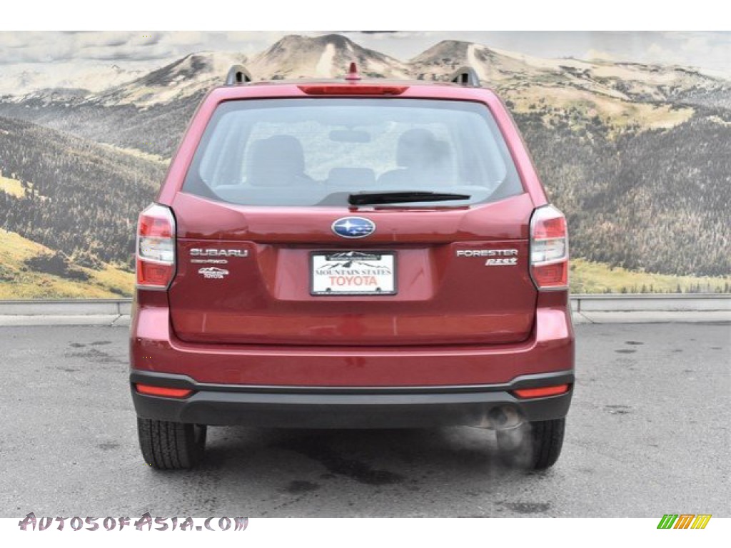 2016 Forester 2.5i - Venetian Red Pearl / Gray photo #8