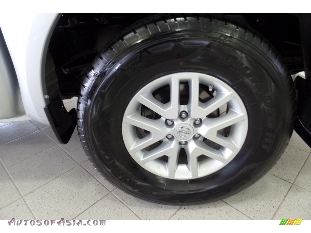2019 Frontier SV Crew Cab 4x4 - Brilliant Silver / Steel photo #37 2019 Frontier SV Crew Cab 4x4 - Brilliant Silver / Steel photo #37