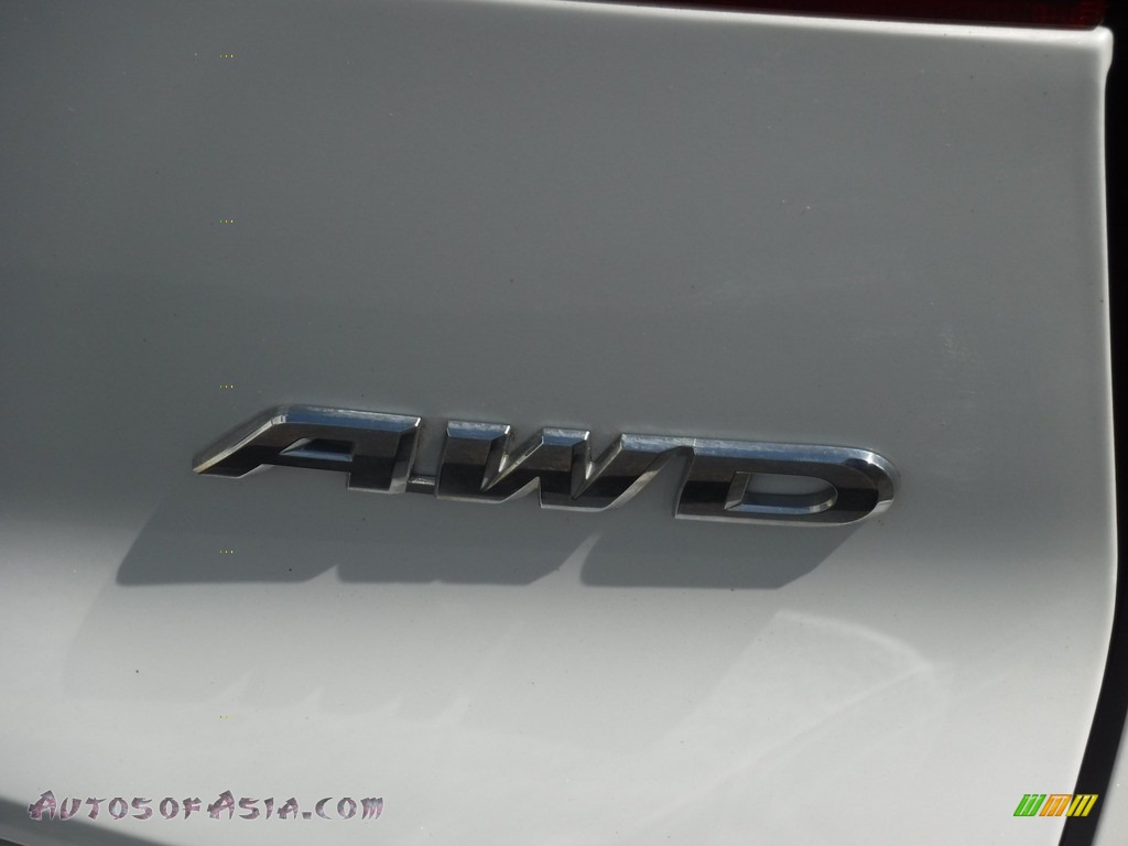 2017 Pilot EX-L AWD - White Diamond Pearl / Beige photo #10