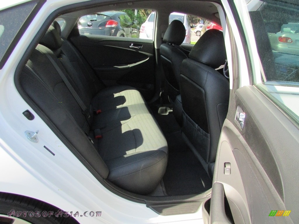 2013 Sonata SE 2.0T - Shimmering White / Black photo #19