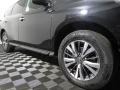 Nissan Pathfinder S 4x4 Magnetic Black photo #3