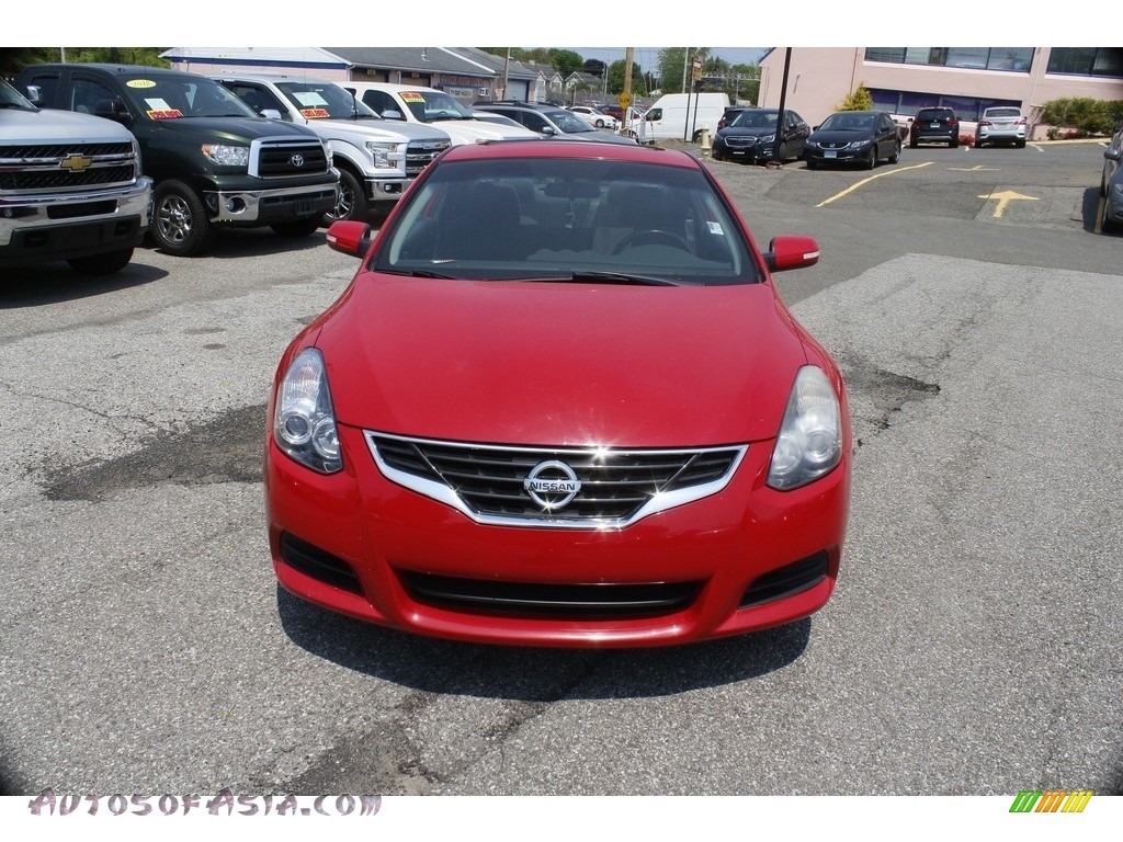 2012 Altima 2.5 S Coupe - Red Alert / Charcoal photo #2