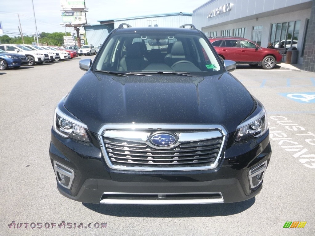 2019 Forester 2.5i Touring - Crystal Black Silica / Black photo #9